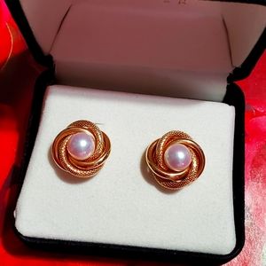 14K Gold Pearl Earrings